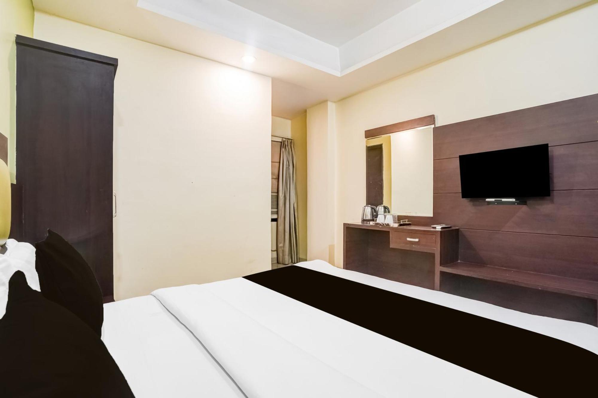 Super Townhouse Sikar Road Jaipur Formerly Hotel Aroma Inn Экстерьер фото